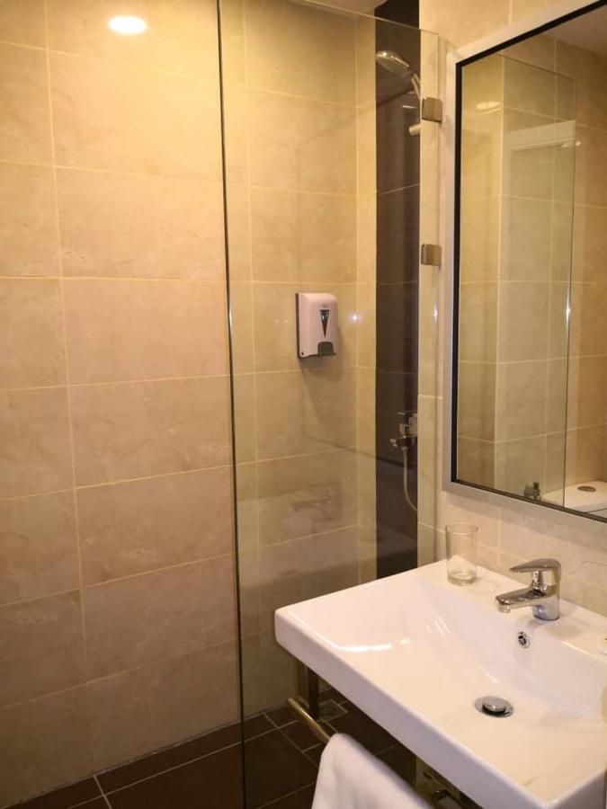 קוטה קינבלו Walk In Hotel מראה חיצוני תמונה
