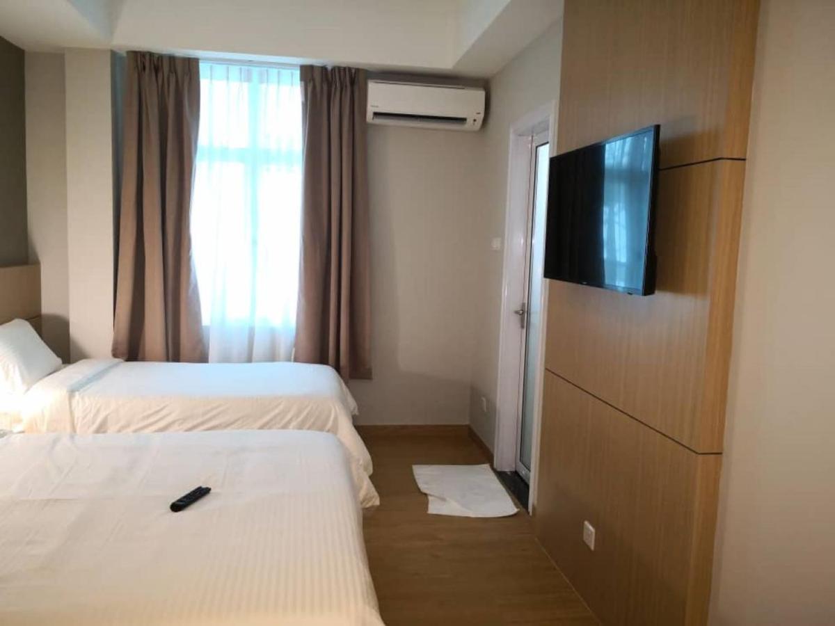 קוטה קינבלו Walk In Hotel מראה חיצוני תמונה