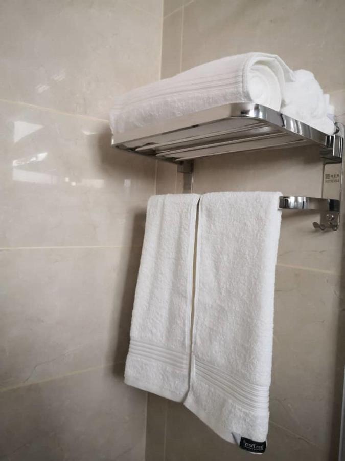 קוטה קינבלו Walk In Hotel מראה חיצוני תמונה